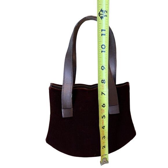 Vintage Burgundy Velvet Serpentine Scalloped Edge Bag 1980s - Picture 12 of 13